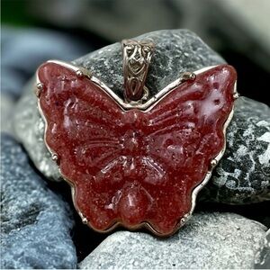 Thulite Silver Pendant
